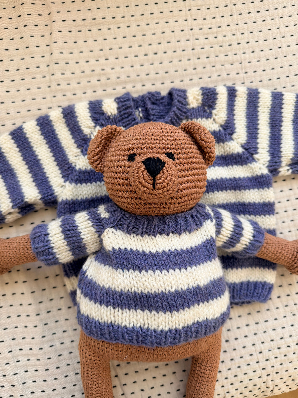 Pull Matchy Matchy – Enfant & Sa Peluche Assortis